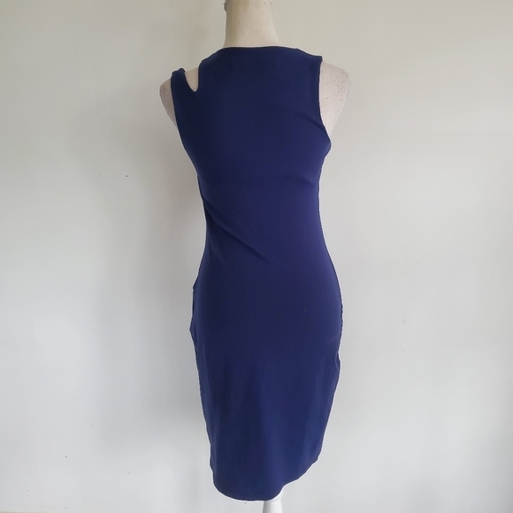 Susana Monaco Blue Split Shoulder Fitted Dress - Picture 6 of 10